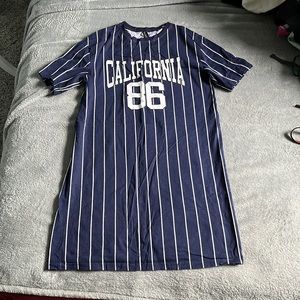 ☀️H&M Divided California Jersey Dress